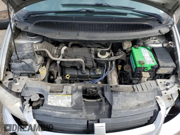 2005 Dodge Caravan with VIN 1D4GP24R75B185659, listed as a Copart auction lot 50193215 with 303,763 mi miles and Clean Title. Bid and sale history available at carsss.com. Image 12.