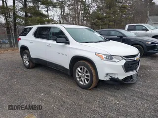 2020 Chevrolet Traverse LS with VIN 1GNEVFKW5LJ182313, listed as a IAAI auction lot 41557541 with 103,225 mi miles. Bid and sale history available at carsss.com. Image 1.