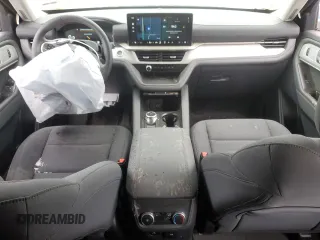 2025 Ford Explorer Active z VIN 1FMUK8DH5SGA67693, wystawiony jako Copart lot #53002495 z przebiegiem 1 561 mil mil oraz Szkoda całkowita • Salvage title. Historia ofert i sprzedaży dostępna na DreamBid. Obrazek 8.