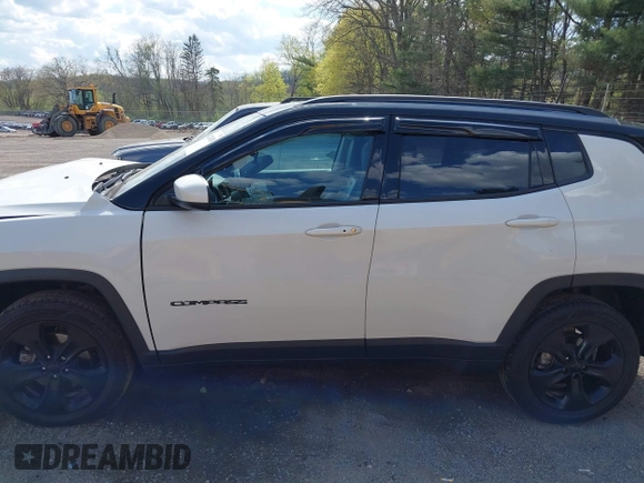 2021 Jeep Compass Altitude с VIN 3C4NJDBB5MT543426, выставлен на аукционе IAAI как лот 42124318 с пробегом 53 341 миль миль и . История ставок и продаж доступна на DreamBid. Изображение 14.