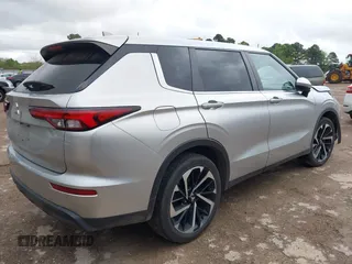 2022 Mitsubishi Outlander ES z VIN JA4J3TA8XNZ015216, wystawiony jako IAAI lot #41912607 z przebiegiem 93 728 mil mil oraz . Historia ofert i sprzedaży dostępna na DreamBid. Obrazek 4.