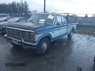 1985 Ford F-250 with VIN 1FTHX2515FKA21239, listed as a IAAI auction lot 41296249 with 39,167 mi miles and . Bid and sale history available at DreamBid. Image 2.
