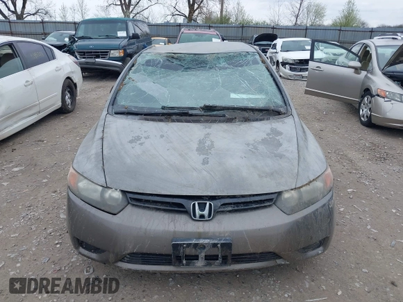 2008 Honda Civic Cpe LX with VIN 2HGFG12608H560476, listed as a IAAI auction lot 41954604 with 288,649 mi miles. Bid and sale history available at carsss.com. Image 12.