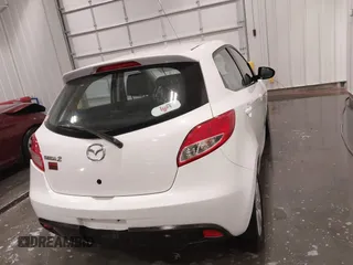 2014 Mazda 2 Touring z VIN JM1DE1LY6E0171403, wystawiony jako IAAI lot #41416489 z przebiegiem 84 494 mil mil oraz . Historia ofert i sprzedaży dostępna na DreamBid. Obrazek 16.