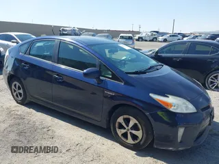 2015 Toyota Prius Four z VIN JTDKN3DU6F0480644, wystawiony jako IAAI lot #42455556 z przebiegiem 156 590 mil mil oraz . Historia ofert i sprzedaży dostępna na DreamBid. Obrazek 1.