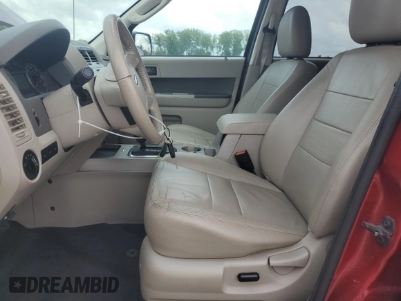 2012 Ford Escape XLT с VIN 1FMCU9DG4CKB01074, выставлен на аукционе Copart как лот 62483805 с пробегом 165 825 миль миль и Списание • Salvage title. История ставок и продаж доступна на DreamBid. Изображение 7.