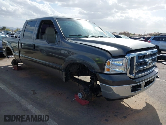 2005 Ford Super Duty F-250 XL with VIN 1FTSW21P65EB12228, listed as a IAAI auction lot 41939427 with 1 mi miles. Bid and sale history available at carsss.com. Image 1.