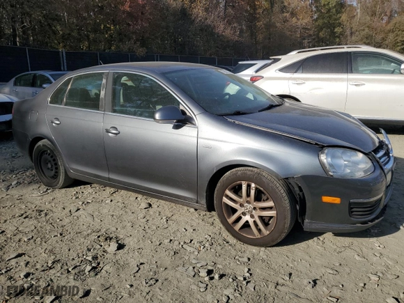 2007 Volkswagen Jetta Sedan Wolfsburg Edition with VIN 3VWEF71K77M186220, listed as a Copart auction lot 77207314 with 253,701 mi miles and Salvage Title. Bid and sale history available at carsss.com. Image 4.
