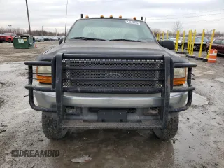 1999 Ford F-250 with VIN 1FTNF21S8XEA67992, listed as a Copart auction lot 44249795 with 157,528 mi miles and Salvage title. Bid and sale history available at DreamBid. Image 5.