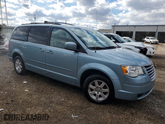 2008 Chrysler Town & Country Touring с VIN 2A8HR54P98R803719, выставлен на аукционе Copart как лот 46931805 с пробегом 159 751 миль миль и Списание • Salvage title. История ставок и продаж доступна на DreamBid. Изображение 4.