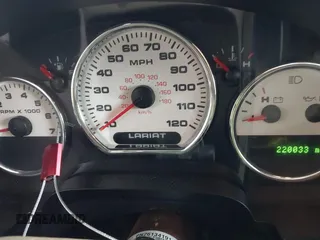 2008 Ford F-150 XLT с VIN 1FTPW14V28FB87601, выставлен на аукционе IAAI как лот 42211440 с пробегом 220 033 миль миль и . История ставок и продаж доступна на DreamBid. Изображение 7.