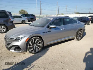 2021 Volkswagen Arteon SEL R-Line z VIN WVWSR7AN8ME003481, wystawiony jako Copart lot #70723864 z przebiegiem 71 712 mil mil oraz Szkoda całkowita • Salvage title. Historia ofert i sprzedaży dostępna na DreamBid. Obrazek 1.