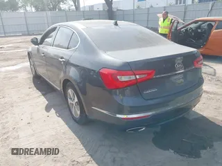 2015 Kia Cadenza Premium with VIN KNALN4D77F5177795, listed as a IAAI auction lot 42061727 with 112,063 mi miles. Bid and sale history available at carsss.com. Image 3.