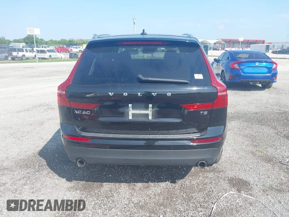 2021 Volvo XC60 Momentum z VIN YV4102DK2M1715161, wystawiony jako IAAI lot #42096448 z przebiegiem 57 784 mil mil oraz . Historia ofert i sprzedaży dostępna na DreamBid. Obrazek 17.