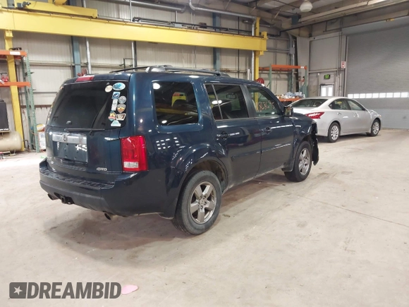 2011 Honda Pilot EX-L with VIN 5FNYF4H52BB038651, listed as a IAAI auction lot 41868695 with 281,683 mi miles. Bid and sale history available at carsss.com. Image 4.
