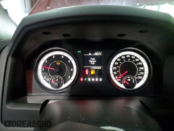 2016 Ram 1500 Express z VIN 3C6RR6KT3GG197928, wystawiony jako Copart lot #52448765 z przebiegiem 110 844 mil mil oraz Szkoda całkowita • Salvage title. Historia ofert i sprzedaży dostępna na DreamBid. Obrazek 9.