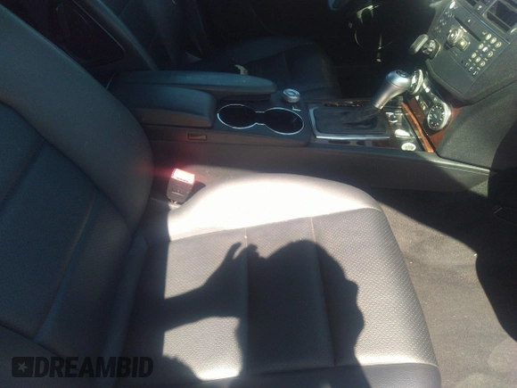 2009 Mercedes-Benz C 300 Sport с VIN WDDGF54X59R056788, выставлен на аукционе IAAI как лот 42050204 с пробегом 213 706 миль миль и . История ставок и продаж доступна на DreamBid. Изображение 5.