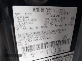 2016 Lincoln Navigator Select z VIN 5LMJJ2HT3GEL05459, wystawiony jako IAAI lot #41642906 z przebiegiem 53 459 mil mil oraz . Historia ofert i sprzedaży dostępna na DreamBid. Obrazek 9.