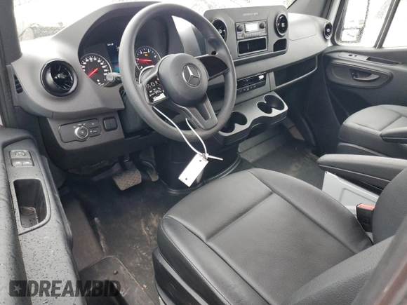 2024 Mercedes-Benz Sprinter Cargo with VIN W1Y4KBHY1RT188908, listed as a Copart auction lot 46227725 with 4,828 mi miles and Non Repairable. Bid and sale history available at carsss.com. Image 8.