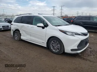 2021 Toyota Sienna LE z VIN 5TDBSKFC4MS022005, wystawiony jako Copart lot #50769965 z przebiegiem 108 694 mil mil oraz Szkoda całkowita • Salvage title. Historia ofert i sprzedaży dostępna na DreamBid. Obrazek 4.