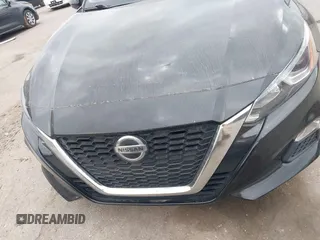 2019 Nissan Altima S with VIN 1N4BL4BV1KC239953, listed as a IAAI auction lot 42006788 with 172,042 mi miles and . Bid and sale history available at DreamBid. Image 13.