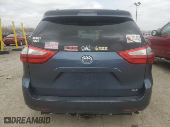 2015 Toyota Sienna XLE с VIN 5TDYK3DC8FS671800, выставлен на аукционе Copart как лот 49820685 с пробегом 110 256 миль миль и Списание • Salvage title. История ставок и продаж доступна на DreamBid. Изображение 6.