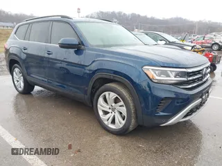 2021 Volkswagen Atlas 3.6L V6 SE w/Technology with VIN 1V2HR2CA8MC602978, listed as a IAAI auction lot 41454005 with 62,356 mi miles. Bid and sale history available at carsss.com. Image 1.