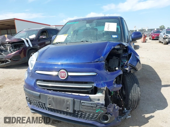 2019 FIAT 500L Pop z VIN ZFBNFAAH1KZ041673, wystawiony jako IAAI lot #42044963 z przebiegiem 82 857 mil mil oraz . Historia ofert i sprzedaży dostępna na DreamBid. Obrazek 6.