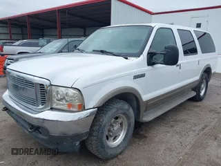 2000 Ford Excursion Limited z VIN 1FMNU42S6YEC01279, wystawiony jako IAAI lot #42320864 z przebiegiem 118 764 mil mil oraz . Historia ofert i sprzedaży dostępna na DreamBid. Obrazek 2.