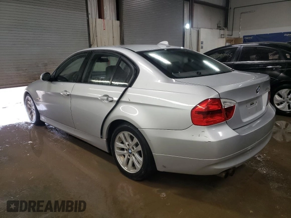2007 BMW 3 Series 328i with VIN WBAVA33597KX71077, listed as a Copart auction lot 52431525 with 174,309 mi miles and Non Repairable. Bid and sale history available at DreamBid. Image 2.