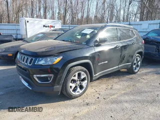 2018 Jeep Compass Limited z VIN 3C4NJCCBXJT140580, wystawiony jako IAAI lot #41797010 z przebiegiem 144 035 mil mil oraz . Historia ofert i sprzedaży dostępna na DreamBid. Obrazek 2.