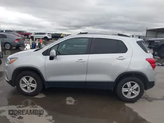 2021 Chevrolet Trax LT with VIN KL7CJPSM4MB374198, listed as a IAAI auction lot 41190073 with 68,733 mi miles and . Bid and sale history available at DreamBid. Image 14.