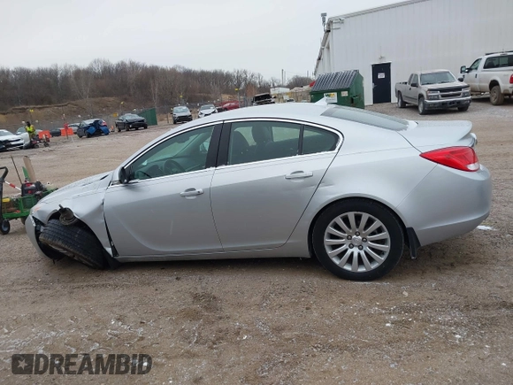 2012 Buick Regal with VIN 2G4GR5EK0C9141863, listed as a IAAI auction lot 41531938 with 60,224 mi miles. Bid and sale history available at carsss.com. Image 14.
