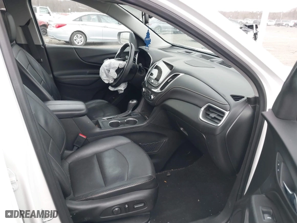 2018 Chevrolet Equinox Premier with VIN 2GNAXWEX6J6140692, listed as a IAAI auction lot 41729043 with 100,806 mi miles. Bid and sale history available at carsss.com. Image 5.