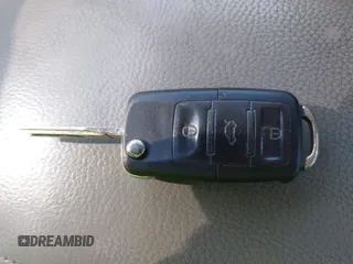 2009 Volkswagen Jetta SE с VIN 3VWRM71K39M176102, выставлен на аукционе IAAI как лот 42308971 с пробегом 208 680 миль миль и . История ставок и продаж доступна на DreamBid. Изображение 11.