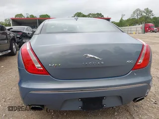 2013 Jaguar XJ with VIN SAJWA2G17DLV57561, listed as a IAAI auction lot 41928575 with 108,794 mi miles. Bid and sale history available at carsss.com. Image 17.