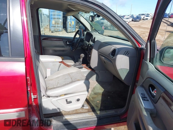 2005 GMC Envoy SLT z VIN 1GKET16SX56163372, wystawiony jako IAAI lot #42256243 z przebiegiem 238 853 mil mil oraz . Historia ofert i sprzedaży dostępna na DreamBid. Obrazek 5.