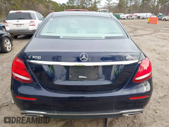 2019 Mercedes-Benz E-Class E 300 with VIN WDDZF4KB6KA531167, listed as a IAAI auction lot 41355270 with 54,611 mi miles. Bid and sale history available at carsss.com. Image 16.