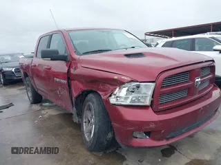 2012 Ram 1500 Sport с VIN 1C6RD6MT5CS197198, выставлен на аукционе IAAI как лот 41913068 с пробегом 375 438 миль миль и . История ставок и продаж доступна на DreamBid. Изображение 1.