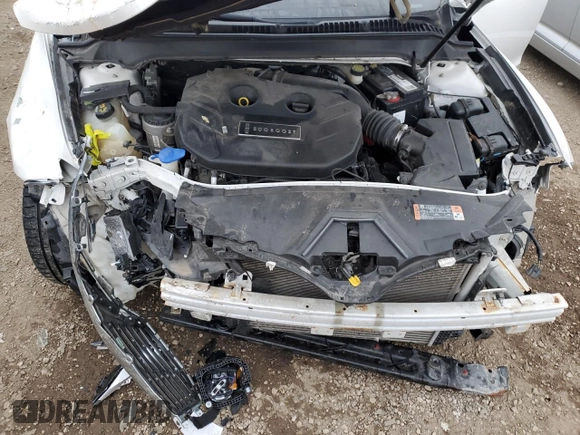 2015 Lincoln MKZ with VIN 3LN6L2J95FR627789, listed as a Copart auction lot 83852264 with 108,790 mi miles and Salvage title. Bid and sale history available at DreamBid. Image 11.