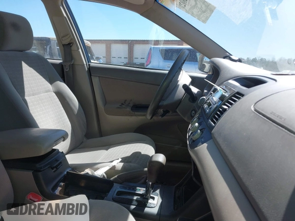 2006 Toyota Camry LE z VIN 4T1BF32K76U631283, wystawiony jako IAAI lot #41828021 z przebiegiem 332 063 mil mil oraz . Historia ofert i sprzedaży dostępna na DreamBid. Obrazek 5.