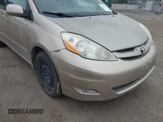 2006 Toyota Sienna XLE with VIN 5TDZA22C46S537838, listed as a IAAI auction lot 42092225 with 274,260 mi miles. Bid and sale history available at carsss.com. Image 6.