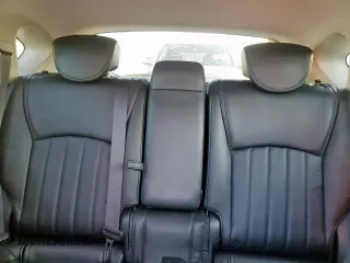 2017 Infiniti QX50 z VIN JN1BJ0RP9HM383918, wystawiony jako Copart lot #53248825 z przebiegiem 98 347 mil mil oraz Szkoda całkowita • Salvage title. Historia ofert i sprzedaży dostępna na DreamBid. Obrazek 10.
