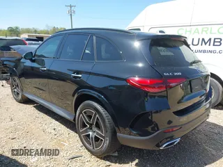 2023 Mercedes-Benz GLC with VIN W1NKM4GB9PU021131, listed as a IAAI auction lot 41923553 with 1 mi miles. Bid and sale history available at carsss.com. Image 3.