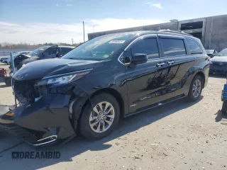 2021 Toyota Sienna XLE with VIN 5TDJSKFC6MS022731, listed as a Copart auction lot 49580525 with 204,889 mi miles and Salvage Title. Bid and sale history available at carsss.com. Image 1.