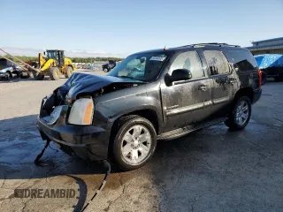 2007 GMC Yukon SLE with VIN 1GKFC13097R409448, listed as a Copart auction lot 52243535 with 339,439 mi miles and Salvage title. Bid and sale history available at DreamBid. Image 1.