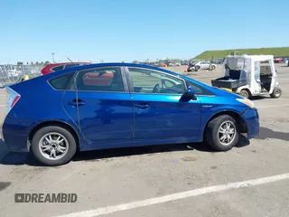 2010 Toyota Prius II with VIN JTDKN3DUXA0145833, listed as a IAAI auction lot 41992320 with 196,086 mi miles. Bid and sale history available at carsss.com. Image 13.