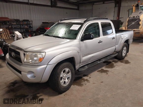2011 Toyota Tacoma with VIN 3TMMU4FN1BM031502, listed as a IAAI auction lot 41333647 with 151,373 mi miles and . Bid and sale history available at DreamBid. Image 20.