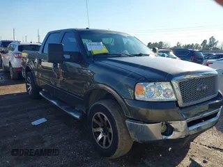 2008 Ford F-150 XLT with VIN 1FTPW12V18KB96106, listed as a IAAI auction lot 41661206 with 251,729 mi miles. Bid and sale history available at carsss.com. Image 1.