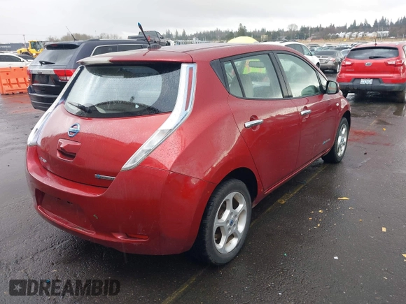 2011 Nissan LEAF SL-e with VIN JN1AZ0CP1BT004338, listed as a IAAI auction lot 41577941 with 89,415 mi miles. Bid and sale history available at carsss.com. Image 4.